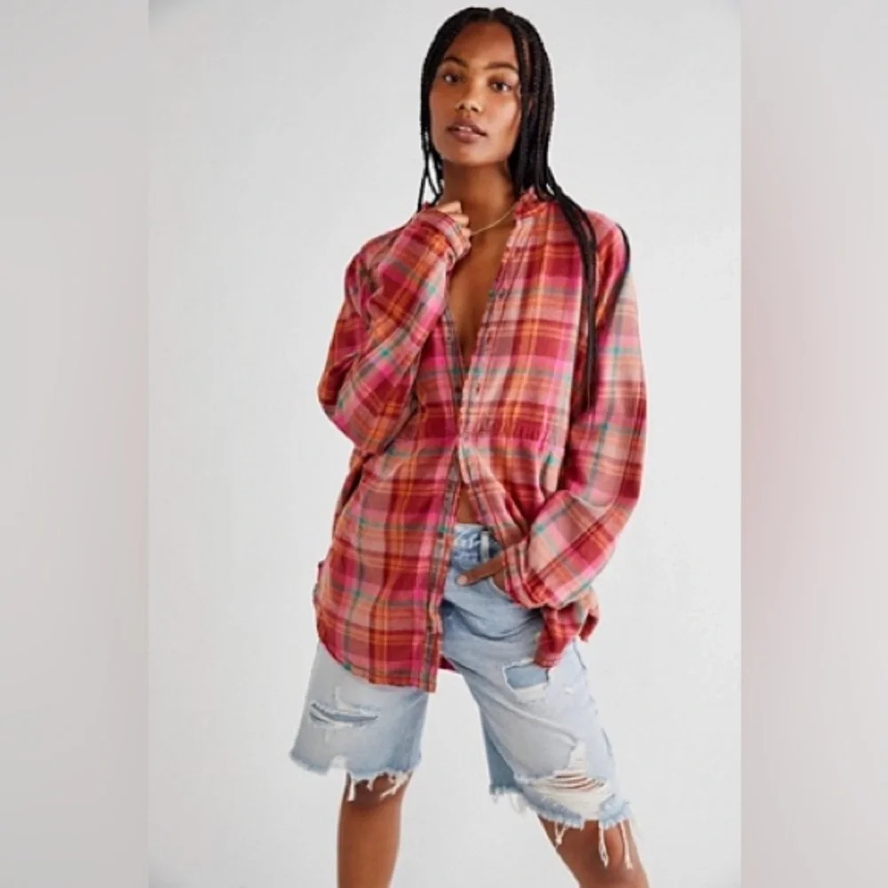 We The Free Summer Daydream Button Down - - Picture 3 of 3